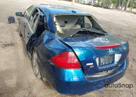 2006 Honda Accord 3.0 Ex z USA, uszkodzony, nr VIN 1HGCM66536A009304